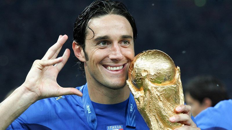 Tiền đạo Luca Toni